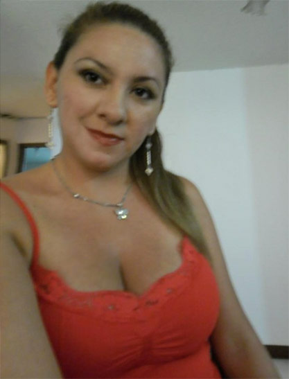 Date this delightful Colombia girl Andrealuna from Ibague CO9006