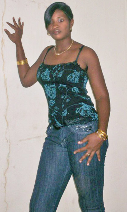 Date this nice looking Jamaica girl Shareffa from Kingston JM408