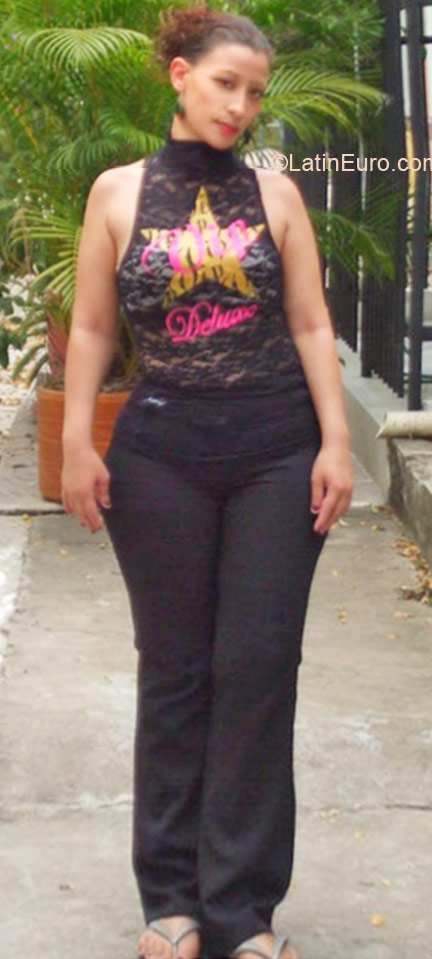 Date this voluptuous Colombia girl Betty from Neiva CO9048