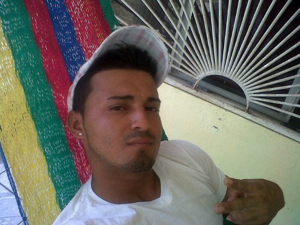 Date this young Honduras man Tomas from tela Atlantida HN540