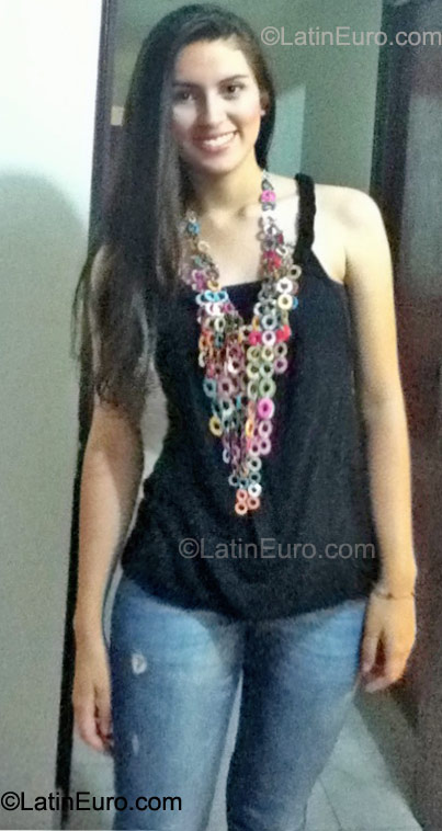 Date this tall Colombia girl Angie from Barranquilla CO9170