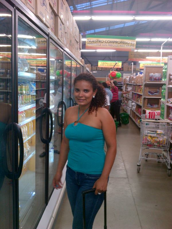 Date this athletic Honduras girl Nelsy from Ceiba, Atlantida HN556