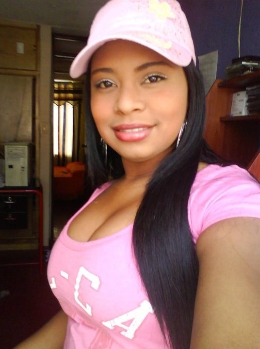 Date this athletic Colombia girl Johana from Manizales CO9227