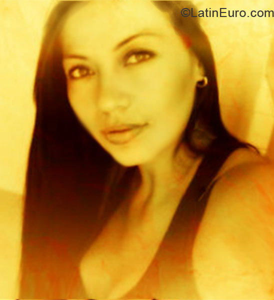 Date this funny Colombia girl Diana from cali CO9243