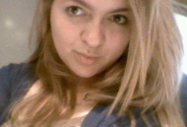 Date this good-looking Colombia girl Viviana from Medellin CO9311