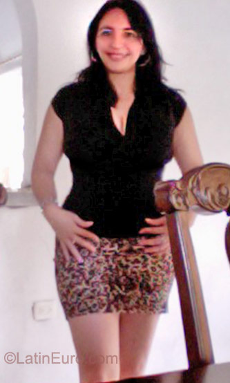 Date this charming Honduras girl Dariela from Tegucigalpa HN579