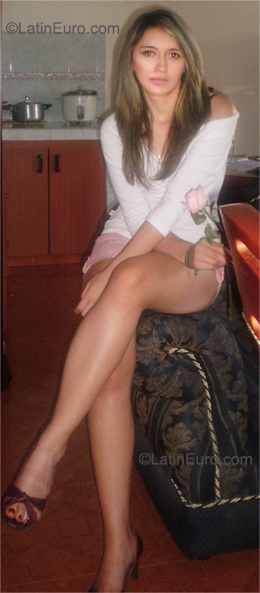 Date this sensual Colombia girl Milena from Manizales CO9356