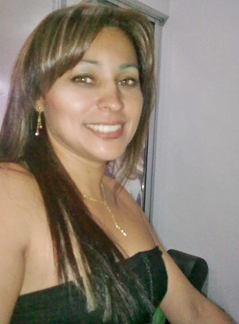 Date this happy Colombia girl Dalilita from Bogota CO9379