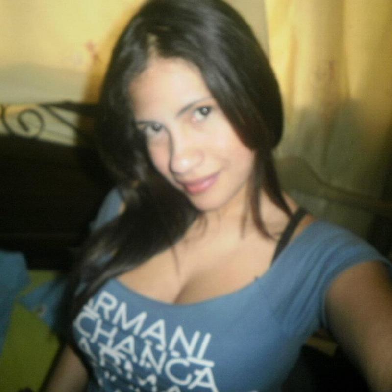 Date this funny Colombia girl Andrea from Cali CO9386