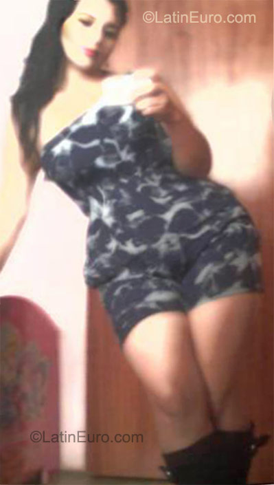 Date this good-looking Costa Rica girl Katalina from San Jose CR178