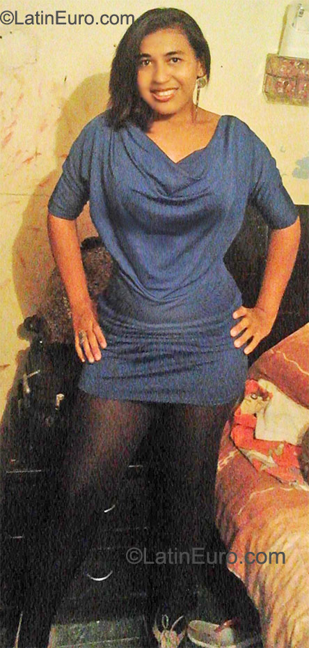 Date this sultry Colombia girl Jacelin from Barranquilla CO9437