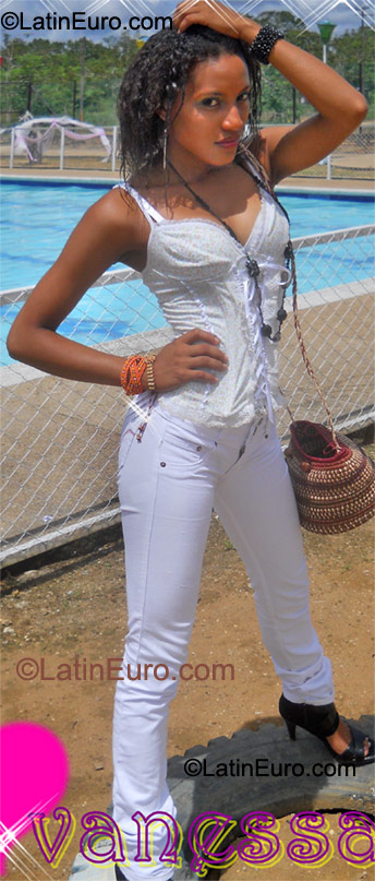 Date this cute Colombia girl  from Inirida CO9459