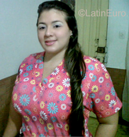 Date this sultry Colombia girl Estefany from Cali CO9460