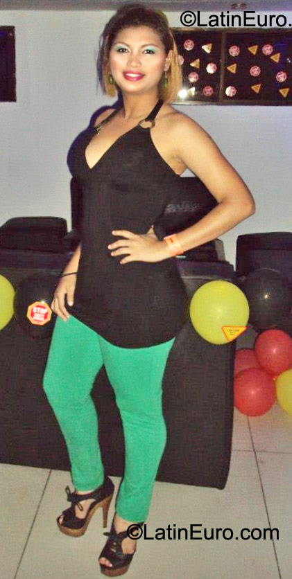 Date this hot Nicaragua girl Blanca from Managua NI101