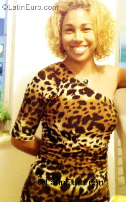 Date this fun Brazil girl Kassia from Jacobina BR6427