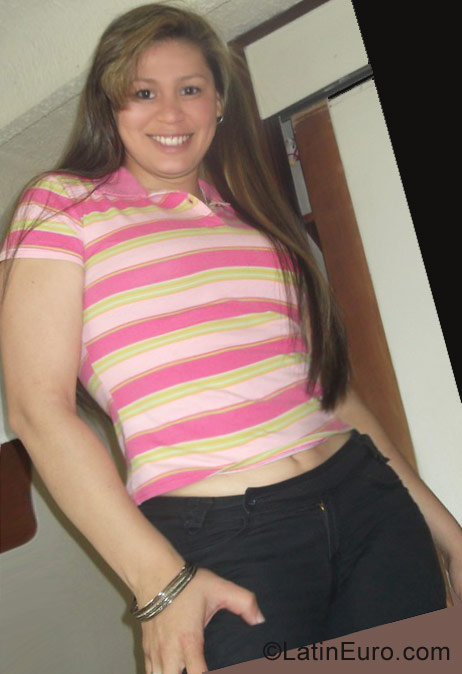 Date this sensual Colombia girl PILARICA from Bogota CO9584