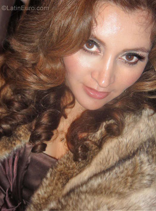 Date this happy Mexico girl Marianereida from Tijuana MX659