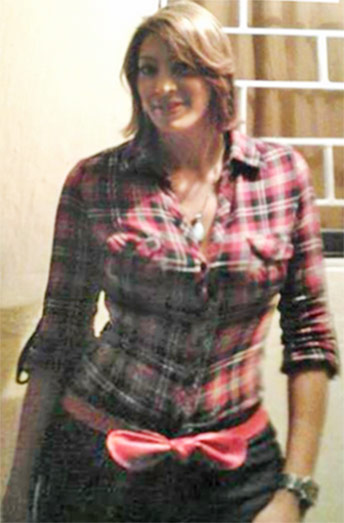Date this charming Colombia girl Heidy esther from Cartagena CO9755