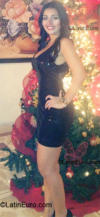 Date this exotic Colombia girl Stephanie from Barranquilla CO9819