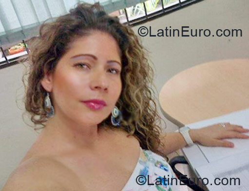 Date this sultry Colombia girl Yuly from Ibague CO9826