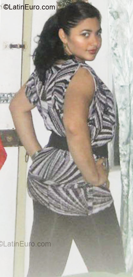 Date this hard body Honduras girl Amalia from San Pedro Sula HN696