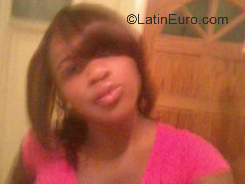 Date this exotic Jamaica girl Kimonie from Kingston JM1980