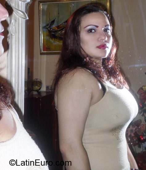 Date this exotic Colombia girl Paty035 from Barranquilla CO9898