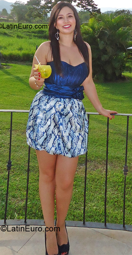 Date this passionate Colombia girl Vanessa from Manizales CO9921