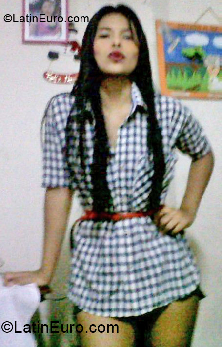 Date this sensual Colombia girl Deisy from Bucaramanga CO9925