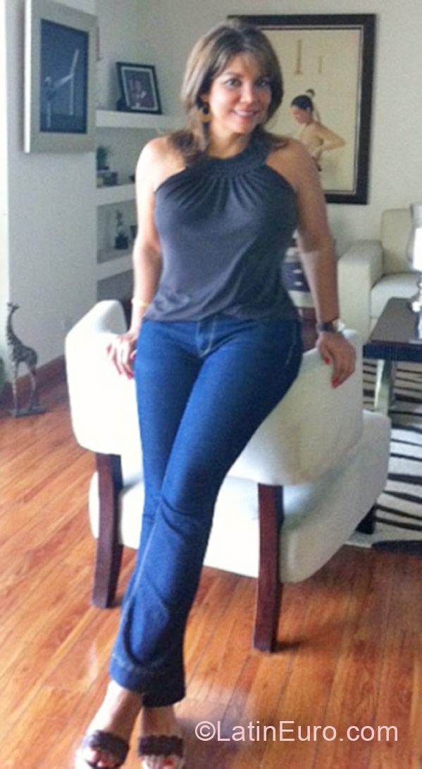 Date this fun Panama girl Lorena from Panama City PA381