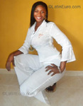 passionate Colombia girl Maria from Cali CO10021