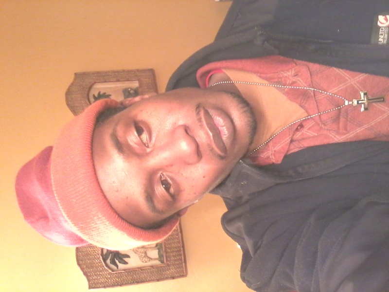 Date this athletic United States man Laurin from Chicago US12785