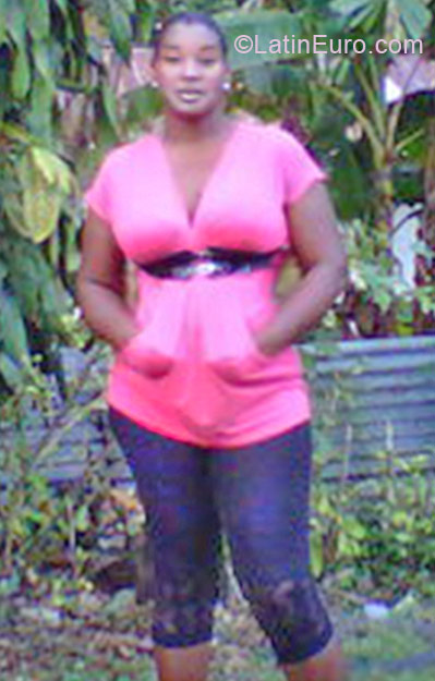 Date this passionate Jamaica girl Suzan from Kingston JM531