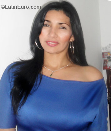 Date this funny Colombia girl Yeny from Bogota CO10282
