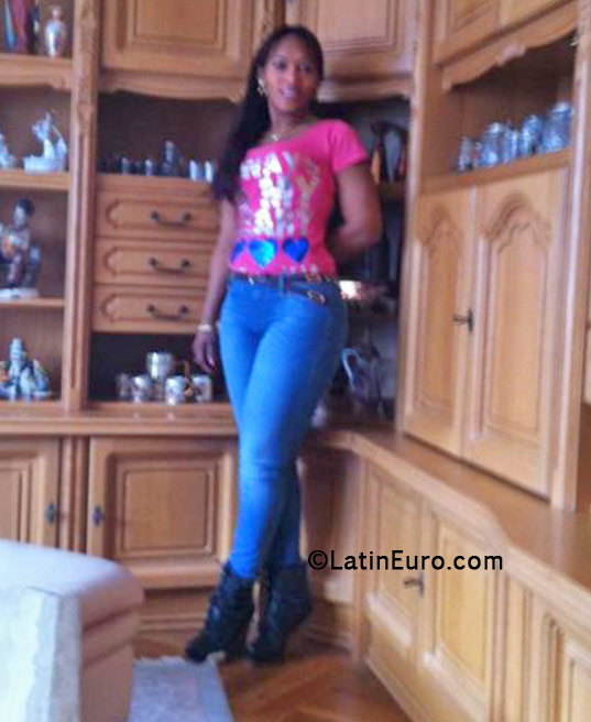 Date this young Spain girl Francia17 from Huesca ES236