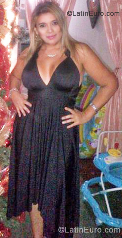 Date this cute Colombia girl Ann from Barranquilla CO10396
