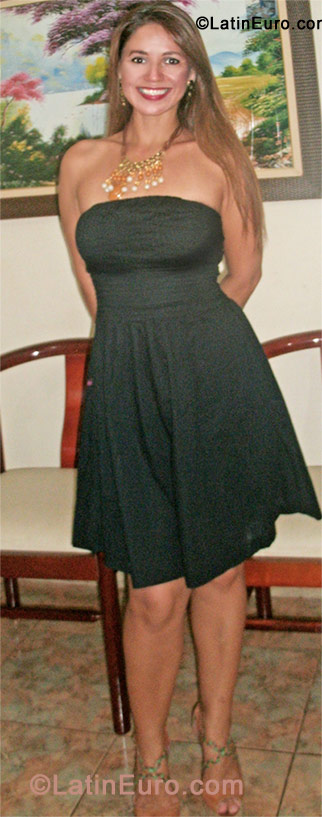 Date this hot Brazil girl Giuliana from Porto Velho BR6713