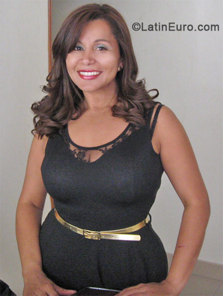 Date this sensual Colombia girl Alexandra from Bogota CO10546
