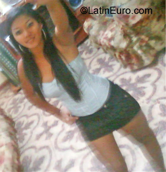 Date this gorgeous Peru girl Yazmin from Lima PE623