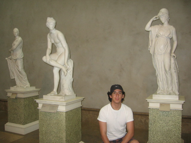 Date this exotic Peru man Marlene from Lima PE637