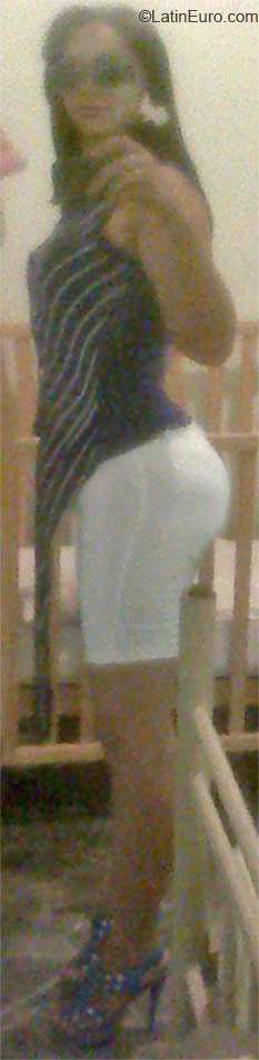Date this good-looking Colombia girl Marys from Santo Domingo CO10682