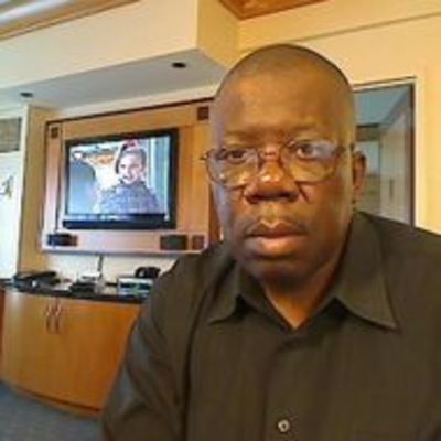 Date this voluptuous United States man Antonio from San Fansico US13280