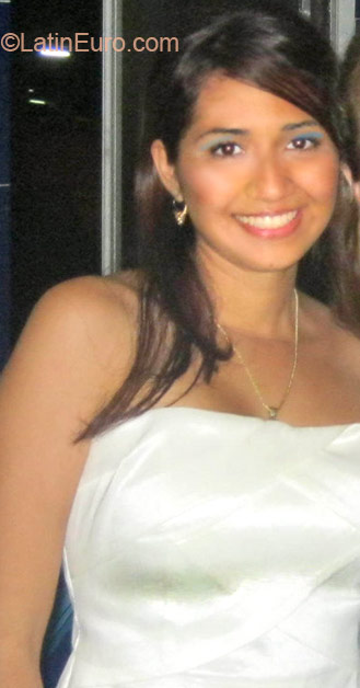 Date this tall Colombia girl Lili22 from Bucaramanga CO10816