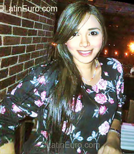 Date this funny Colombia girl Eliana from Monteria CO10893