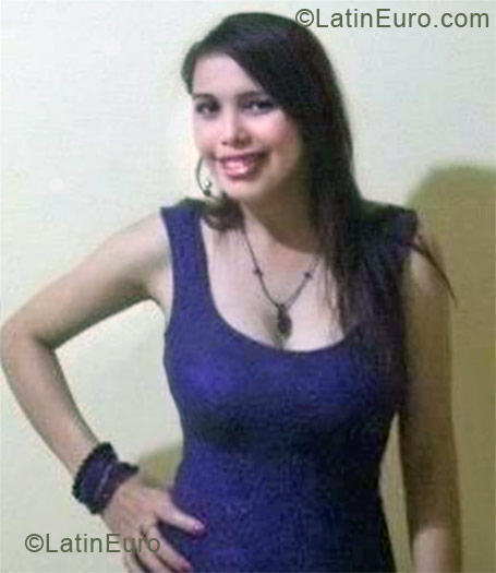 Date this happy Colombia girl Milena from Bogota CO11296
