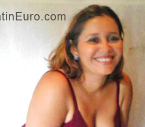 Date this foxy Honduras girl Juanita from Santa Barbara HN757