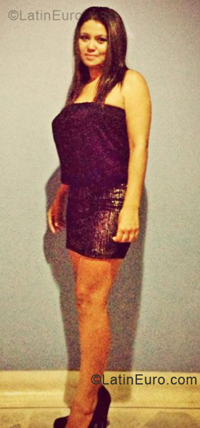Date this beautiful Colombia girl Diana from Neiva CO11343