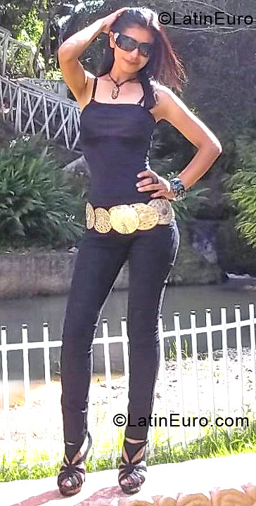Date this passionate Honduras girl Gloria Sol from San Pedro Sula HN761