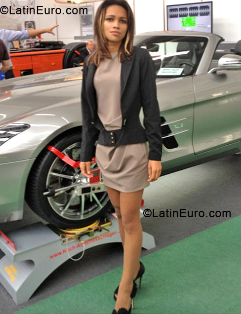 Date this passionate Brazil girl Rejane oliver from Belem BR7156