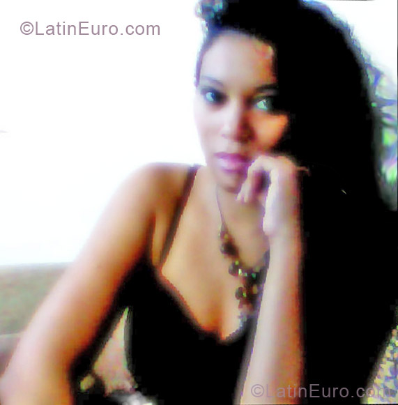 Date this passionate Brazil girl Mayara from Campinas BR7182